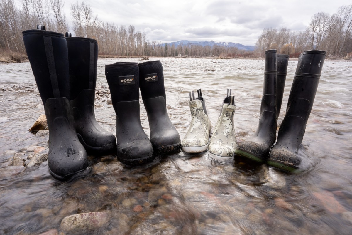 Best Rain Boots Review (Some of our favorite boots in the Spring 2024 test!)